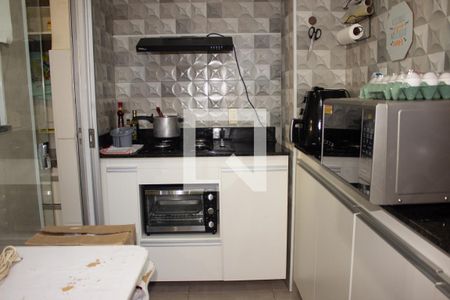 Casa de condomínio à venda com 67m², 2 quartos e 1 vagaCozinha