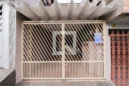 Casa à venda com 102m², 3 quartos e 1 vagaFachada