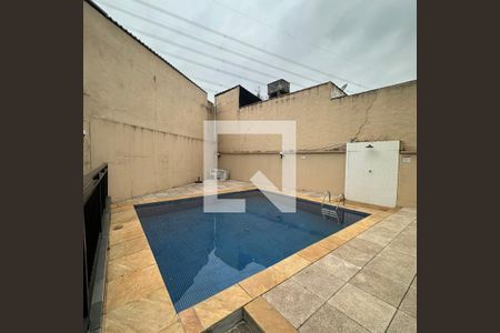 Apartamento à venda com 67m², 3 quartos e 1 vagaÁrea comum - Piscina