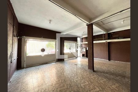 Casa à venda com 270m², 2 quartos e 2 vagasGaragem