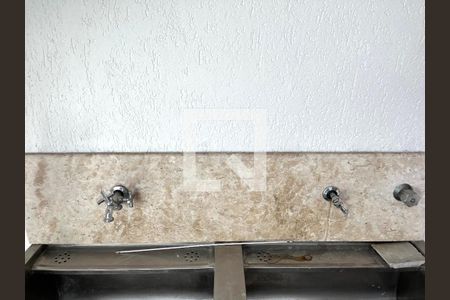 Casa à venda com 270m², 2 quartos e 2 vagasÁrea de Serviço