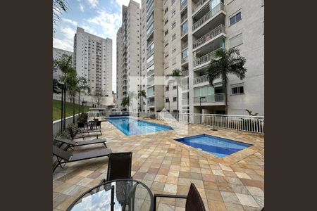 Apartamento para alugar com 60m², 2 quartos e 1 vagaÁrea comum 