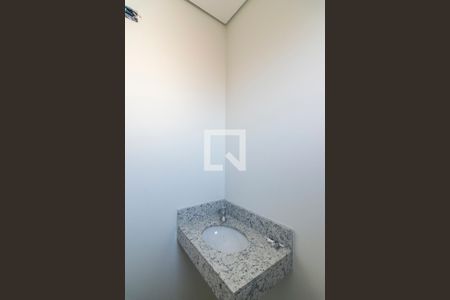 Casa à venda com 120m², 3 quartos e 2 vagas Casa à venda com 120m², 3 quartos e 2 vagasLavabo do Terraço