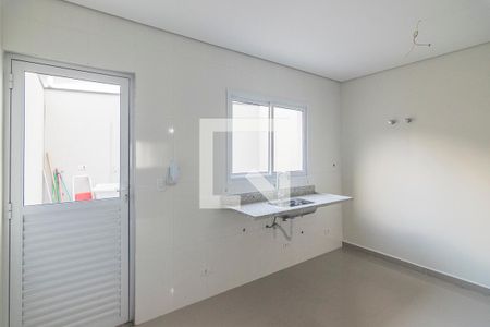 Casa à venda com 120m², 3 quartos e 2 vagas Casa à venda com 120m², 3 quartos e 2 vagasCozinha