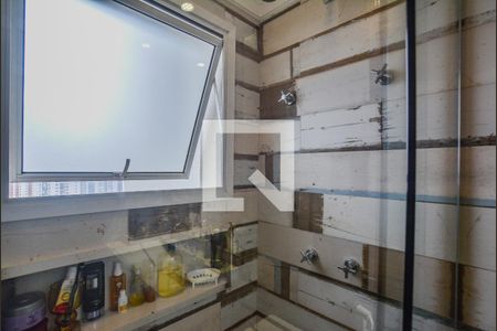 Apartamento à venda com 120m², 2 quartos e 3 vagasBanheiro da Suíte 2