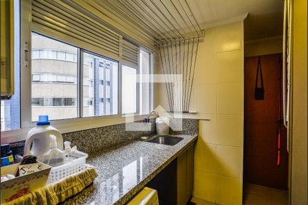 Apartamento à venda com 120m², 2 quartos e 3 vagasÁrea de Serviço