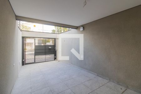Casa à venda com 119m², 3 quartos e 2 vagasÁrea comum