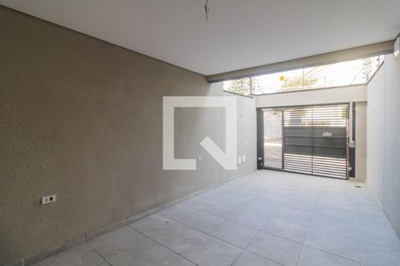 Casa à venda com 119m², 3 quartos e 2 vagasÁrea comum