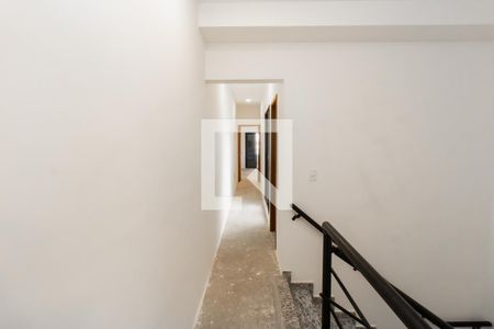 Casa à venda com 119m², 3 quartos e 2 vagasEscada 