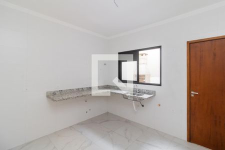 Casa à venda com 111m², 3 quartos e 2 vagasCozinha 