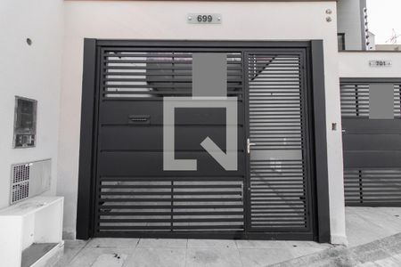 Casa à venda com 111m², 3 quartos e 2 vagasFachada 