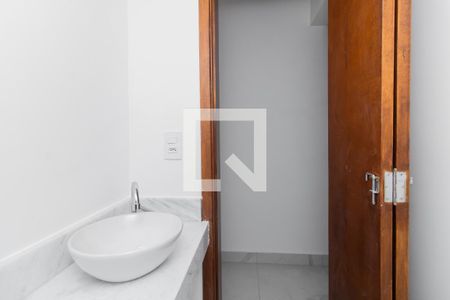 Lavabo  de casa à venda com 3 quartos, 111m² em Vila Guilhermina, São Paulo