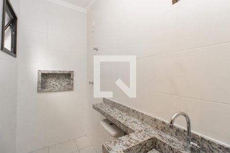 Casa à venda com 111m², 3 quartos e 2 vagasBanheiro 
