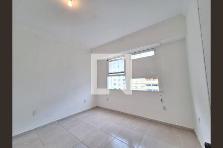 Quarto de kitnet/studio para alugar com 1 quarto, 40m² em Centro, Rio de Janeiro