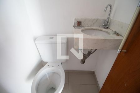 Casa para alugar com 50m², 2 quartos e 1 vagaBanheiro 2
