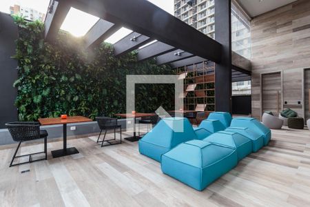 Studio para alugar com 27m², 1 quarto e sem vaga Studio para alugar com 27m², 1 quarto e sem vagaÁrea comum - Salão de festas