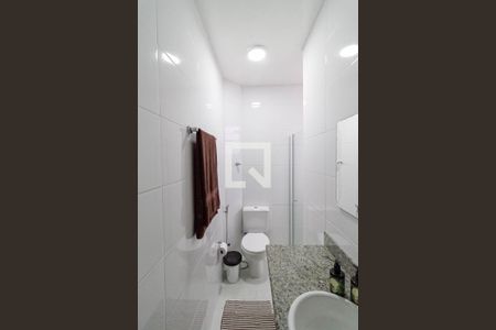 Casa de condomínio à venda com 105m², 3 quartos e 1 vagaBanheiro social 