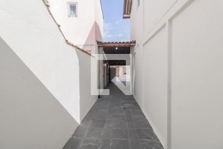 Casa à venda com 80m², 2 quartos e 2 vagas Casa à venda com 80m², 2 quartos e 2 vagasÁrea comum