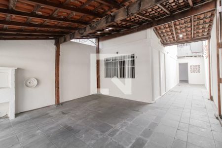 Casa à venda com 80m², 2 quartos e 2 vagas Casa à venda com 80m², 2 quartos e 2 vagasÁrea comum