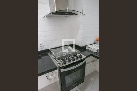 Cozinha e Área de Serviço de apartamento para alugar com 2 quartos, 37m² em Água Branca, São Paulo