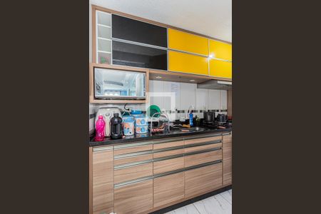 Apartamento à venda com 55m², 3 quartos e 1 vaga Apartamento à venda com 55m², 3 quartos e 1 vagaCozinha e área de serviço
