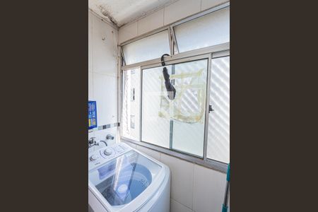 Apartamento à venda com 55m², 3 quartos e 1 vaga Apartamento à venda com 55m², 3 quartos e 1 vagaCozinha e área de serviço