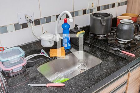 Apartamento à venda com 55m², 3 quartos e 1 vaga Apartamento à venda com 55m², 3 quartos e 1 vagaCozinha e área de serviço