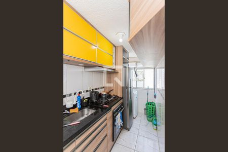 Apartamento à venda com 55m², 3 quartos e 1 vaga Apartamento à venda com 55m², 3 quartos e 1 vagaCozinha e área de serviço