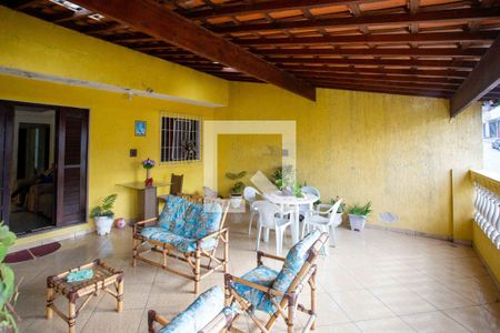 Casa à venda com 120m², 3 quartos e 3 vagasVaranda