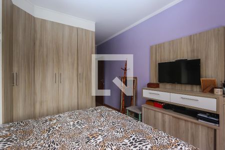 Suíte de casa à venda com 3 quartos, 198m² em Jardim Monte Kemel, São Paulo