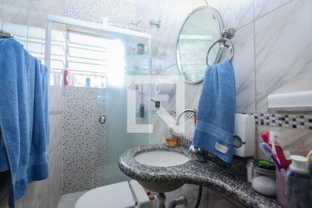 Casa à venda com 198m², 3 quartos e 8 vagasBanheiro 2