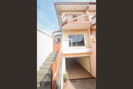 Casa à venda com 198m², 3 quartos e 8 vagasFrente da Casa