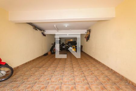 Casa à venda com 198m², 3 quartos e 8 vagasGaragem