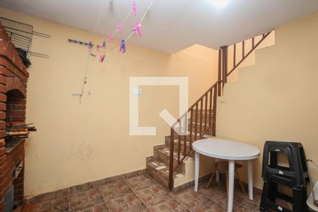 Casa à venda com 198m², 3 quartos e 8 vagasChurrasqueira