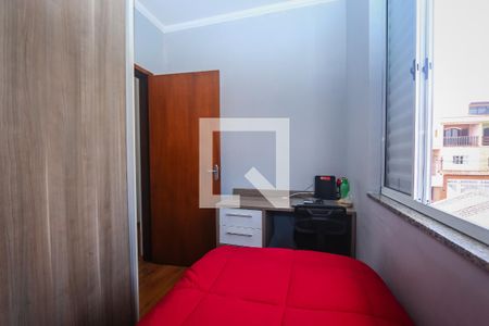 Casa à venda com 198m², 3 quartos e 8 vagasQuarto 2