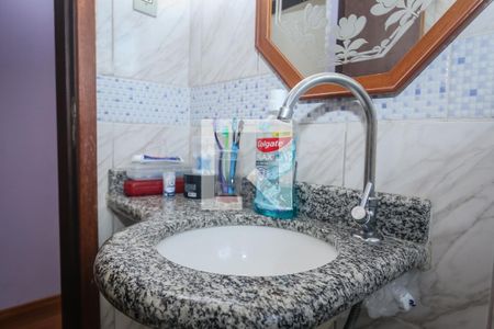 Casa à venda com 198m², 3 quartos e 8 vagasBanheiro da Suíte