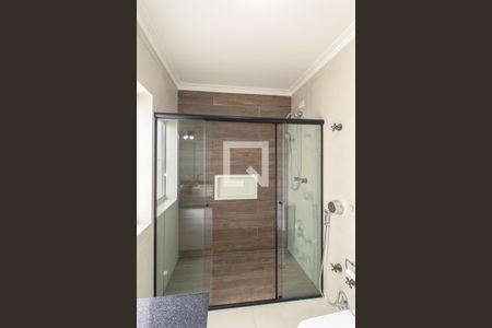 Apartamento à venda com 205m², 3 quartos e 2 vagasBanheiro da Suíte