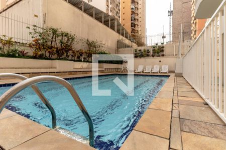 Apartamento à venda com 205m², 3 quartos e 2 vagasÁrea comum - Piscina