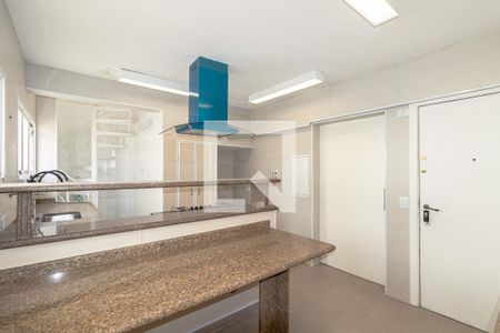 Apartamento à venda com 205m², 3 quartos e 2 vagasCozinha