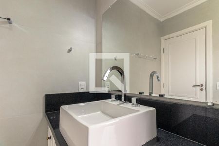 Apartamento à venda com 205m², 3 quartos e 2 vagasBanheiro da Suíte