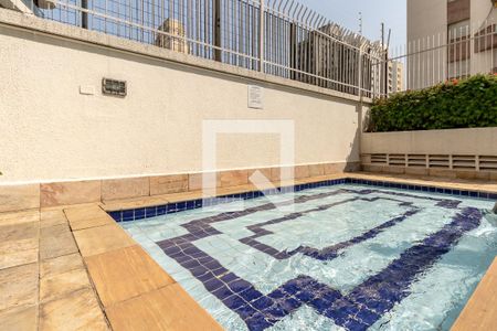 Apartamento à venda com 205m², 3 quartos e 2 vagasÁrea comum - Piscina
