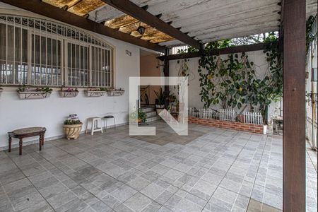 Casa à venda com 148m², 4 quartos e 2 vagasGaragem
