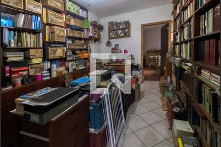 Casa à venda com 148m², 4 quartos e 2 vagasSala 