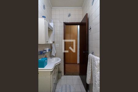 Casa à venda com 148m², 4 quartos e 2 vagasBanheiro social