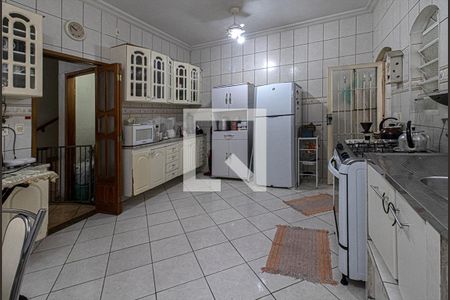 Casa à venda com 148m², 4 quartos e 2 vagasCozinha 