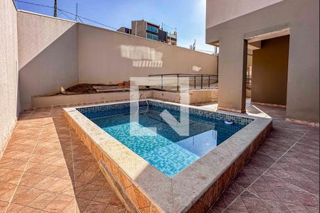 Apartamento para alugar com 50m², 2 quartos e 1 vagaÁrea comum - Piscina