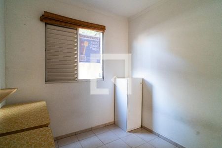 Quarto 1 de apartamento para alugar com 2 quartos, 45m² em Jardim Guadalajara, Sorocaba