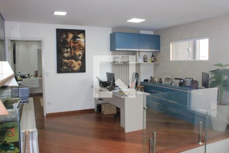 Casa à venda com 270m², 3 quartos e 4 vagasAcesso aos quartos