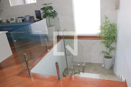 Casa à venda com 270m², 3 quartos e 4 vagasAcesso aos quartos