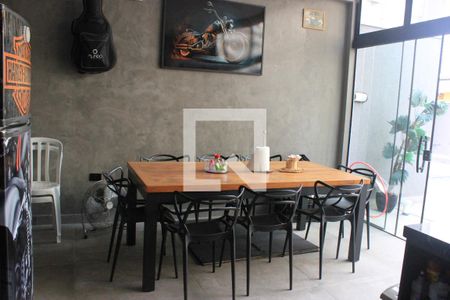 Casa à venda com 270m², 3 quartos e 4 vagasEspaço Gourmet/ Churrasqueira